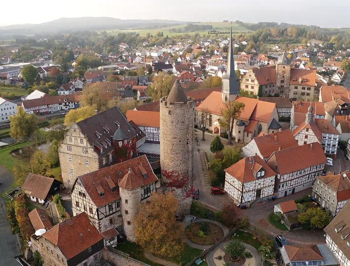 Graefin Amalia - Elegantes Apartment In Der Historischen Hinterburg In Schlitz, 2 Schlafzimmer, Mit Garten, Nahe Fulda Und Bad Hersfeld Ngoại thất bức ảnh