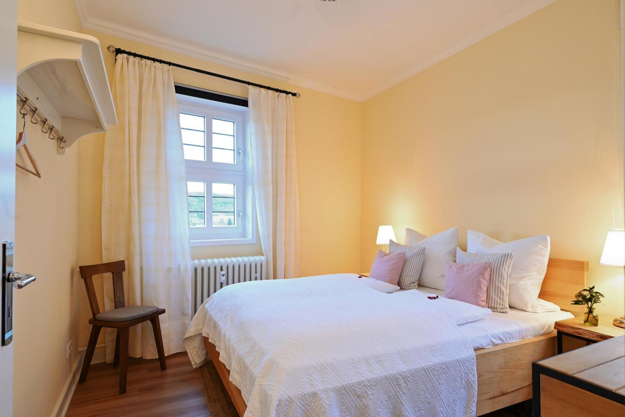 Graefin Amalia - Elegantes Apartment In Der Historischen Hinterburg In Schlitz, 2 Schlafzimmer, Mit Garten, Nahe Fulda Und Bad Hersfeld Ngoại thất bức ảnh