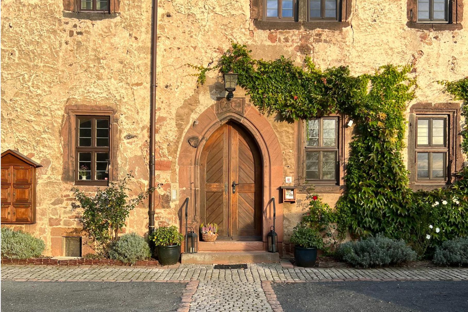 Graefin Amalia - Elegantes Apartment In Der Historischen Hinterburg In Schlitz, 2 Schlafzimmer, Mit Garten, Nahe Fulda Und Bad Hersfeld Ngoại thất bức ảnh